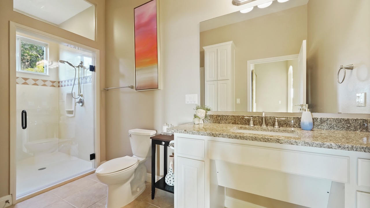 Photo of Bathroom in Lago Vista