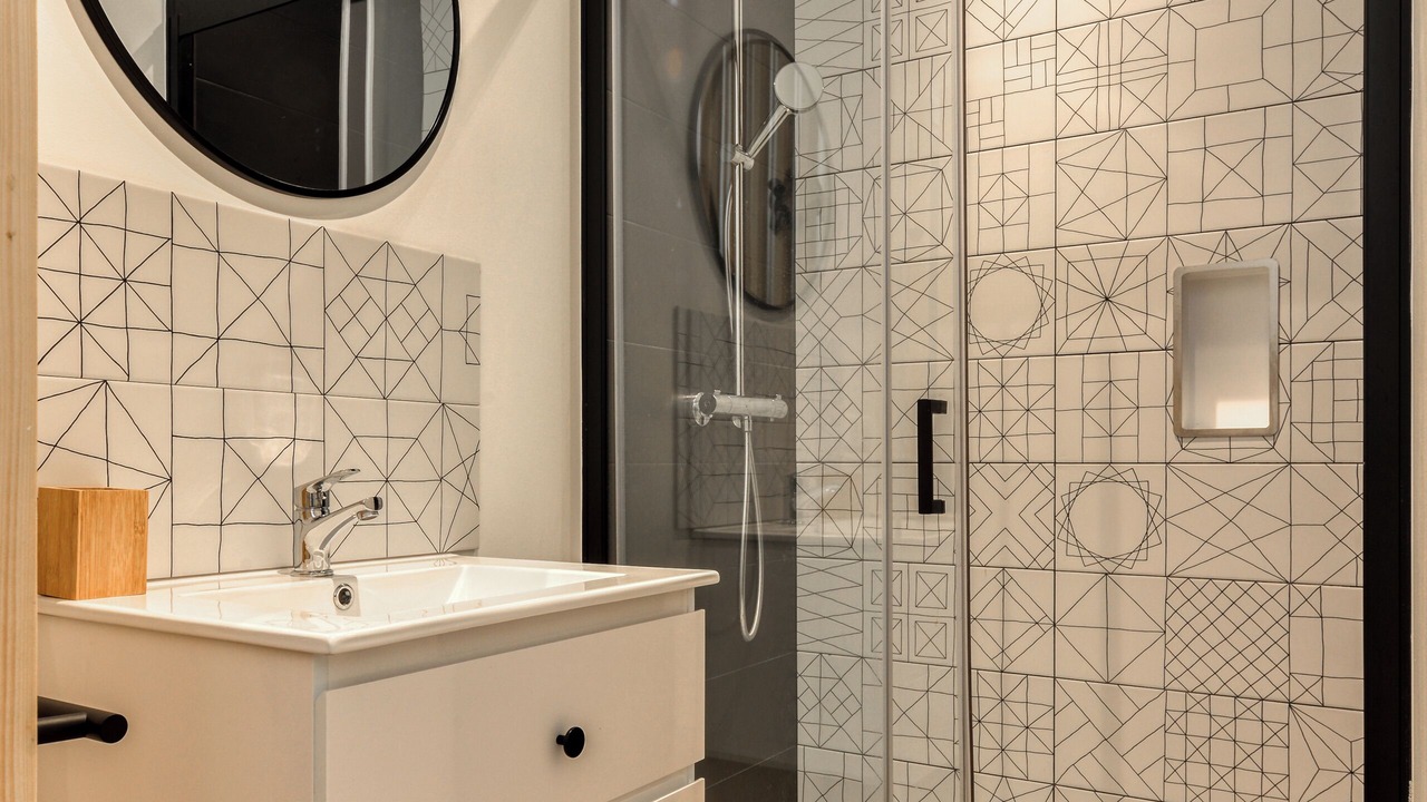 Photo of Bathroom in Peyriac-de-Mer