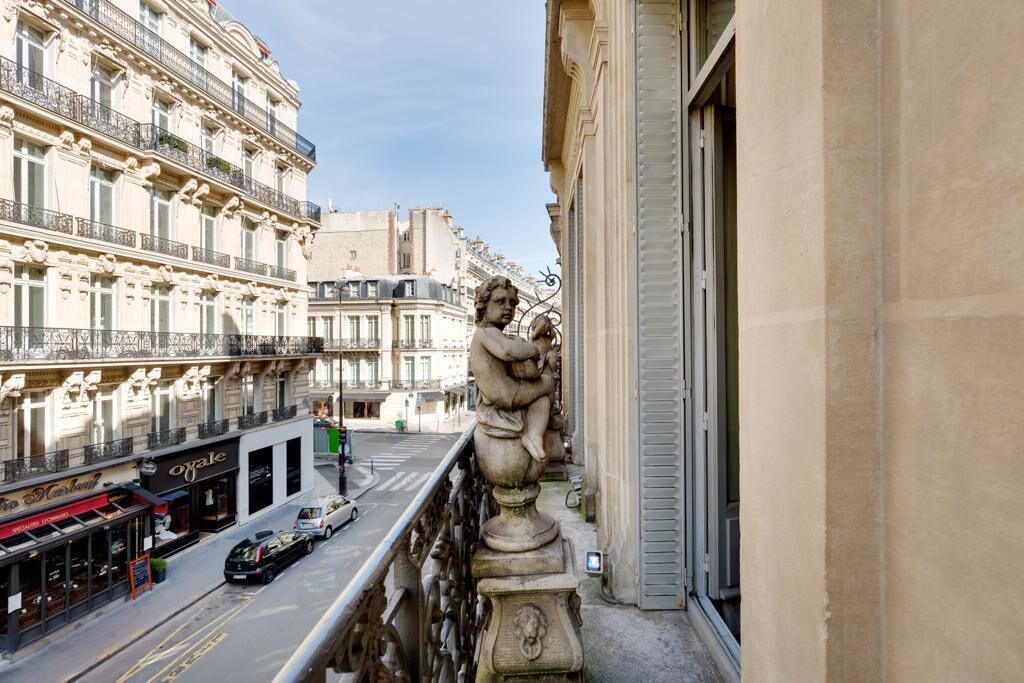 Photo of Outdoor in Champs-Elysees