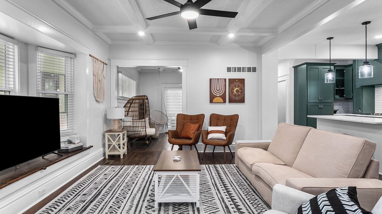 Photo of Livingroom in Southmoreland