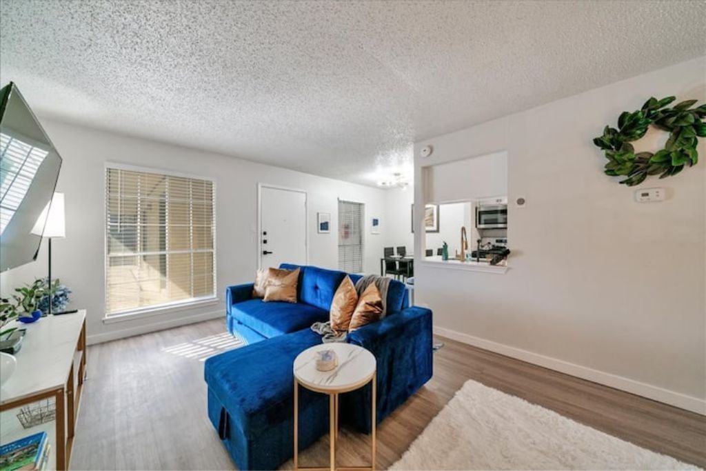 Photo of Livingroom in Hyde Park
