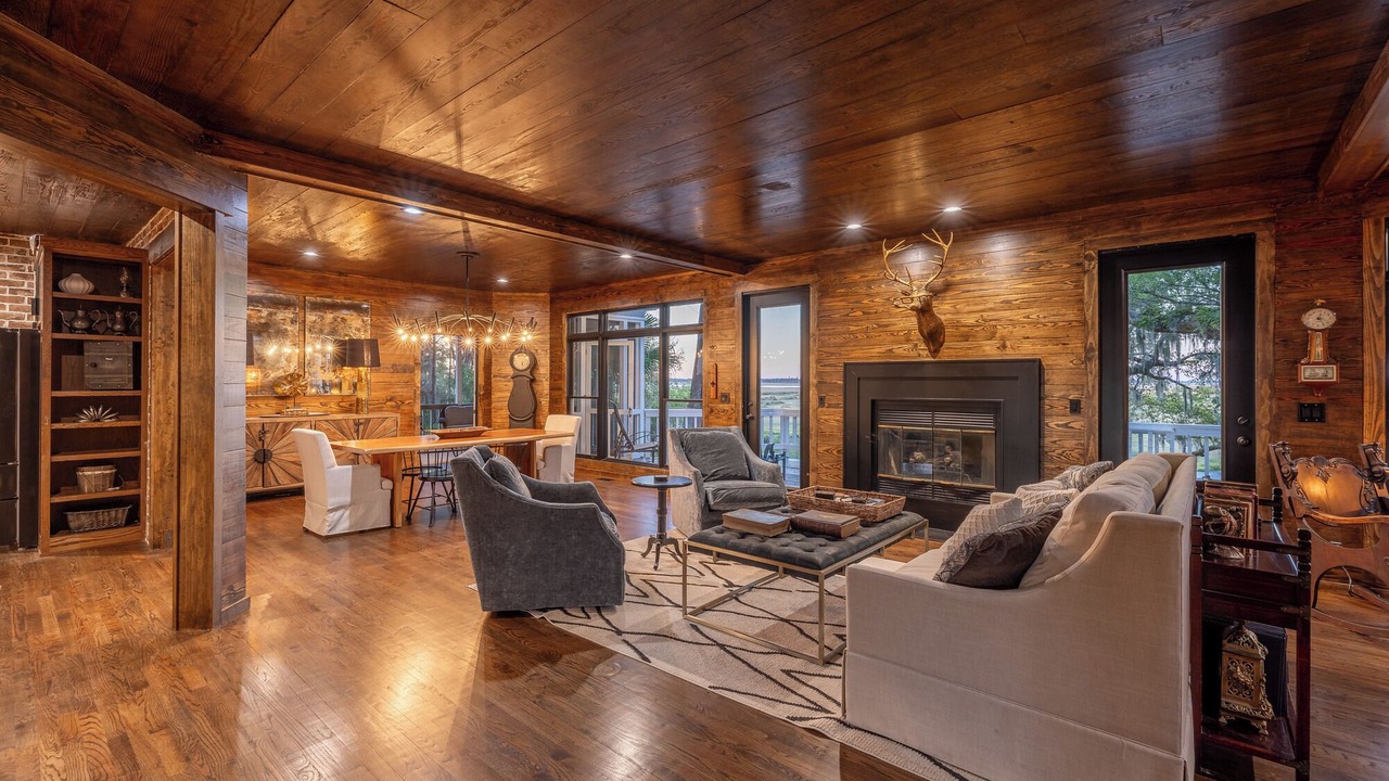 Photo of Livingroom in Townsend
