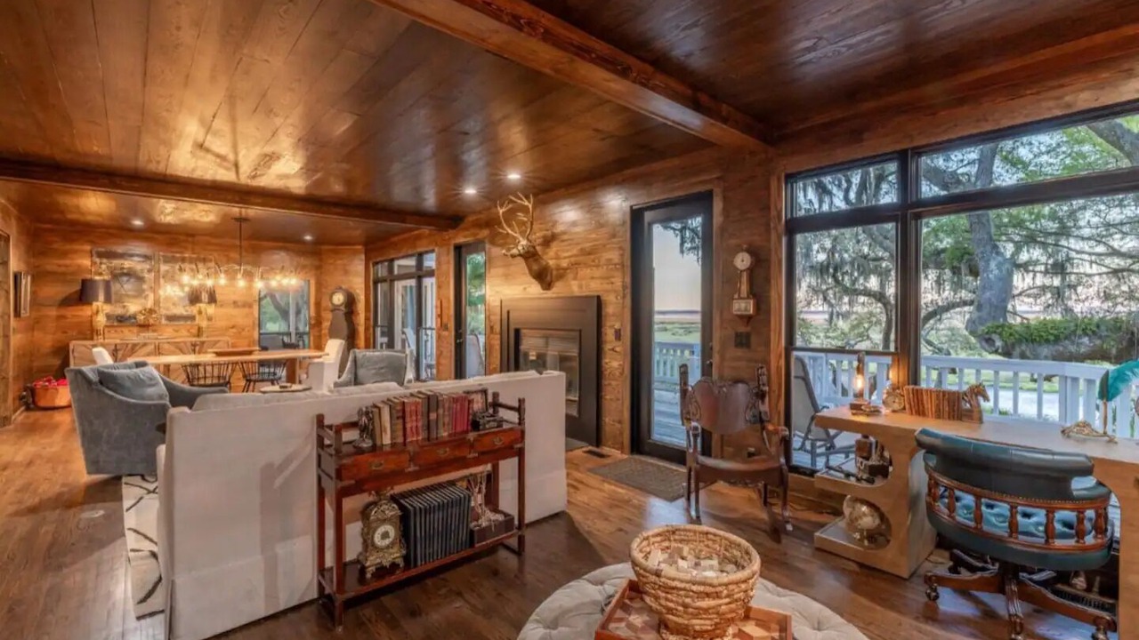 Photo of Livingroom in Townsend