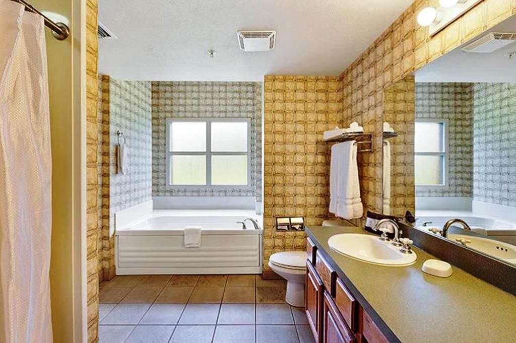 Photo of Bathroom in Pittman Center