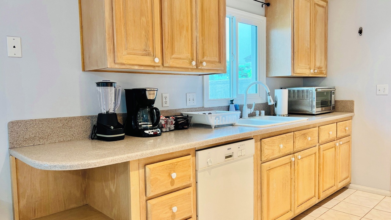 Photo of Kitchen in Midway City