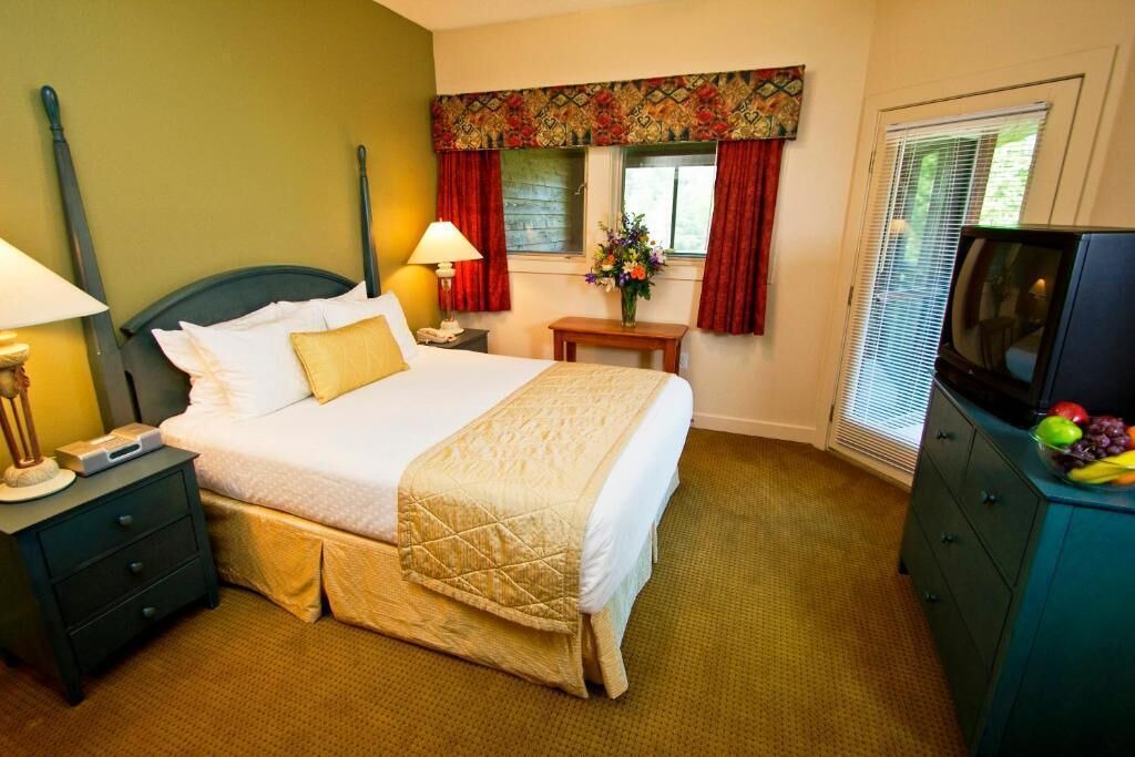 Photo of Bedroom in Pittman Center