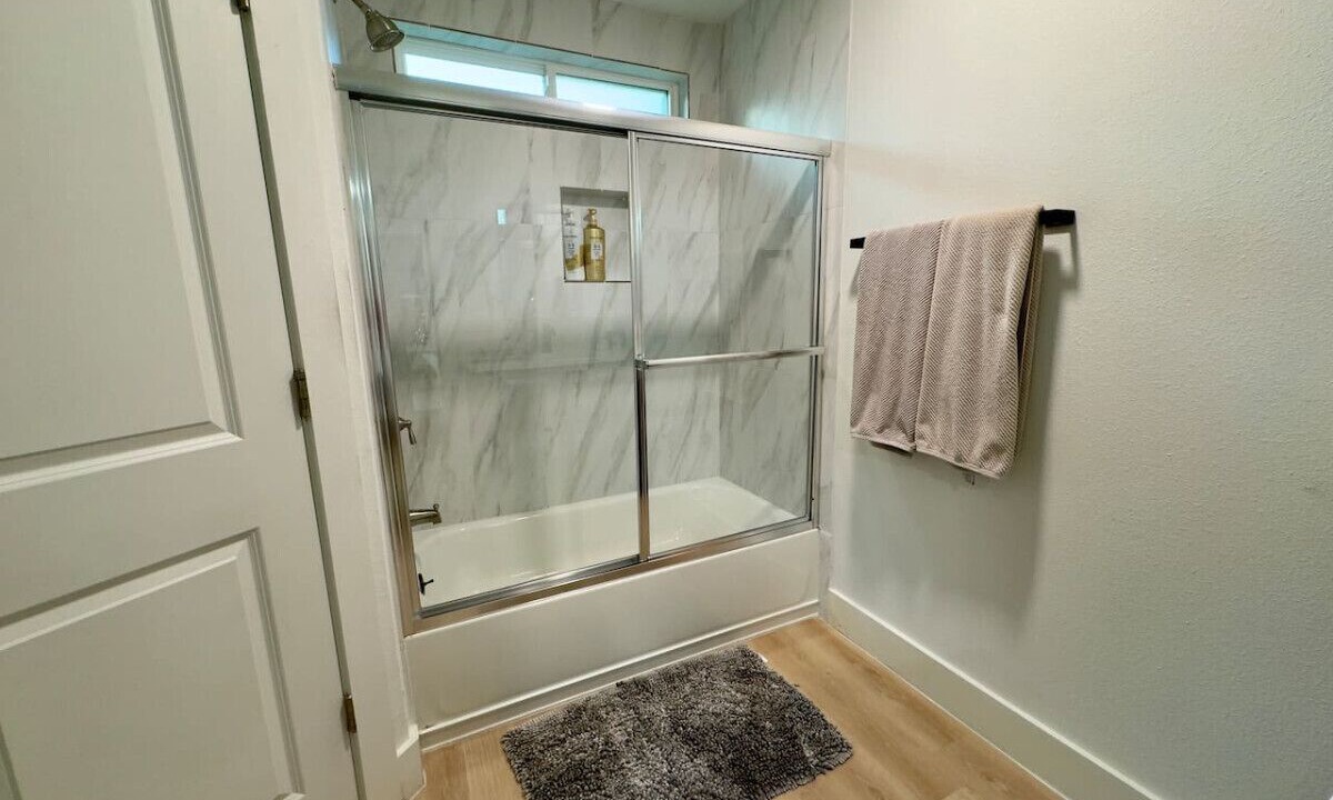 Photo of Bathroom in East Oak Hill