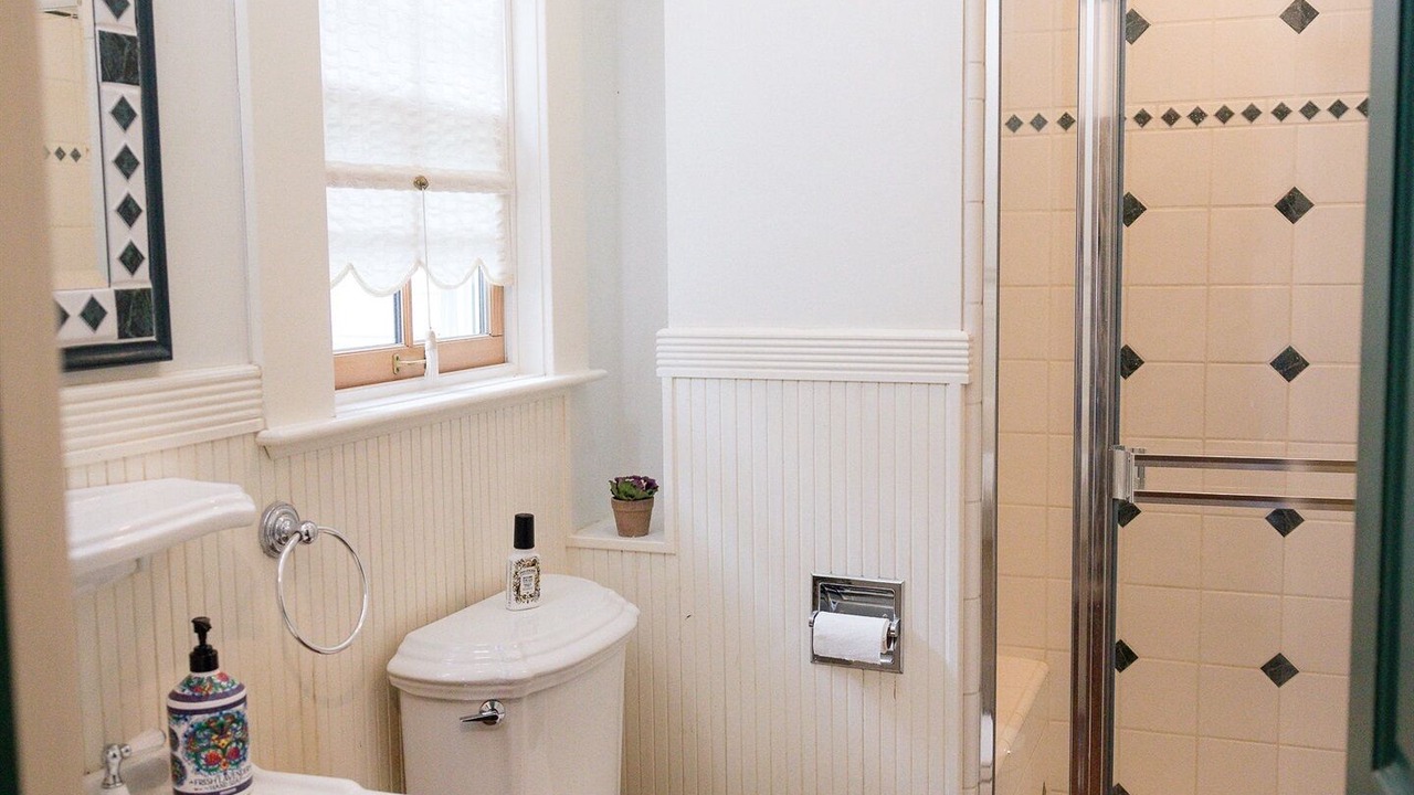 Photo of Bathroom in Grass Valley