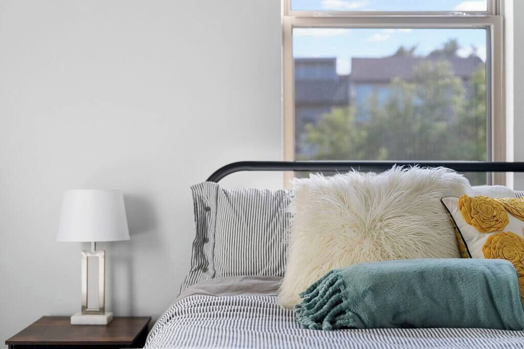 Photo of Bedroom in Point Venture