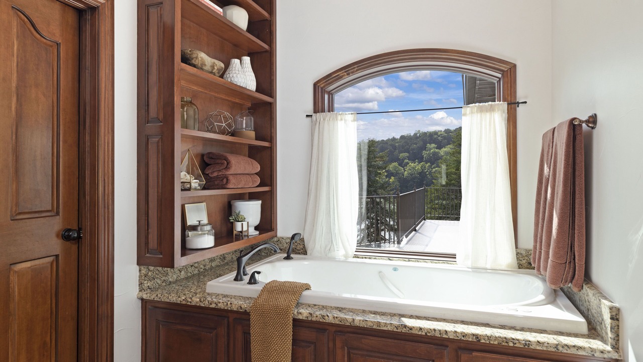 Photo of Bathroom in Eureka Springs