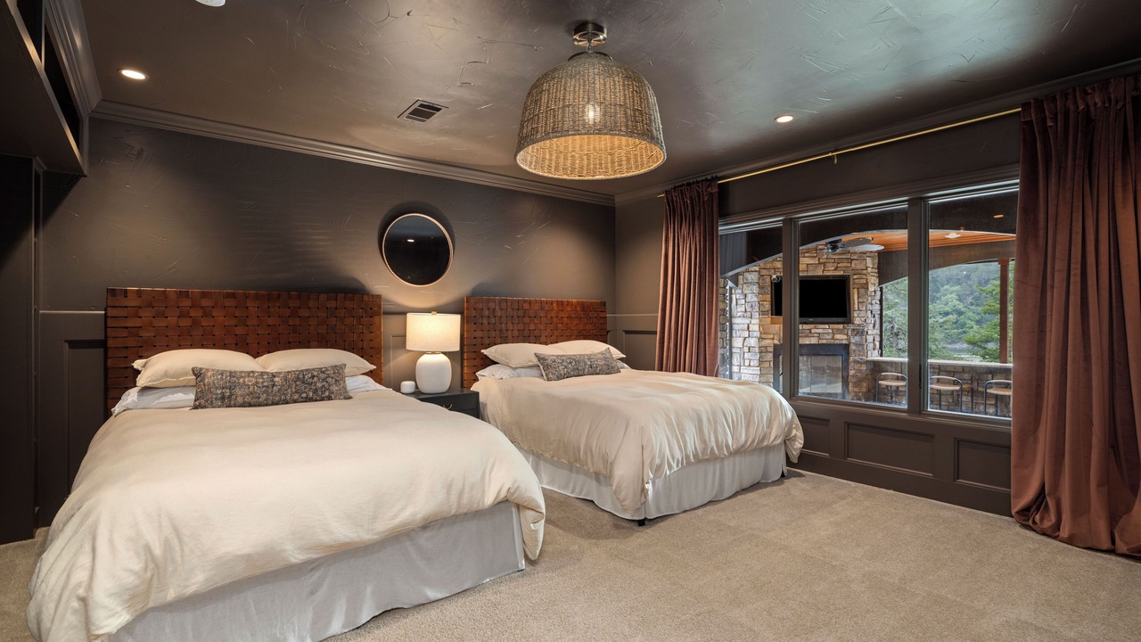 Photo of Bedroom in Eureka Springs