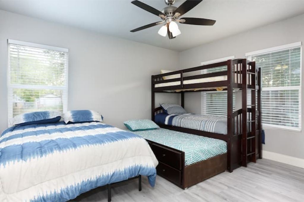 Photo of Bedroom in Northwest Los Angeles Heights