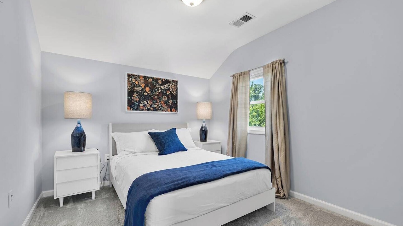 Photo of Others in Claremont