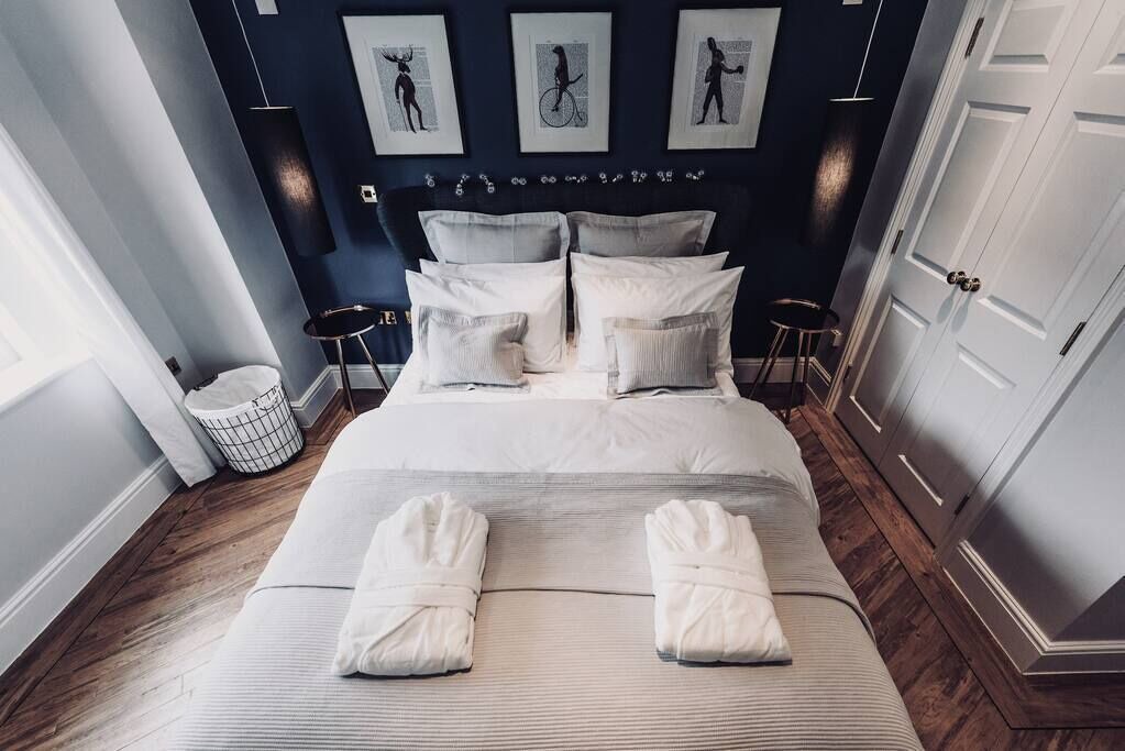 Photo of Others in Broadway