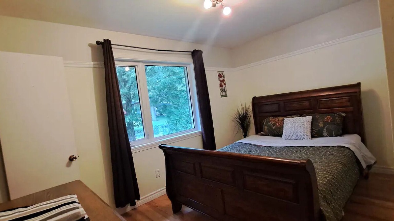 Photo of Bedroom in Cap-Rouge