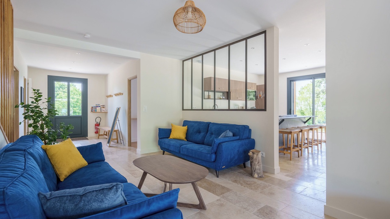 Photo of Livingroom in Saint-Benoit-sur-Seine