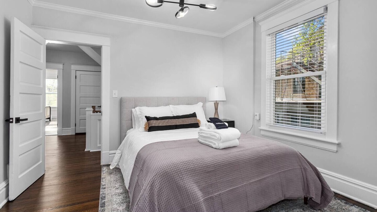 Photo of Others in Hanover Place