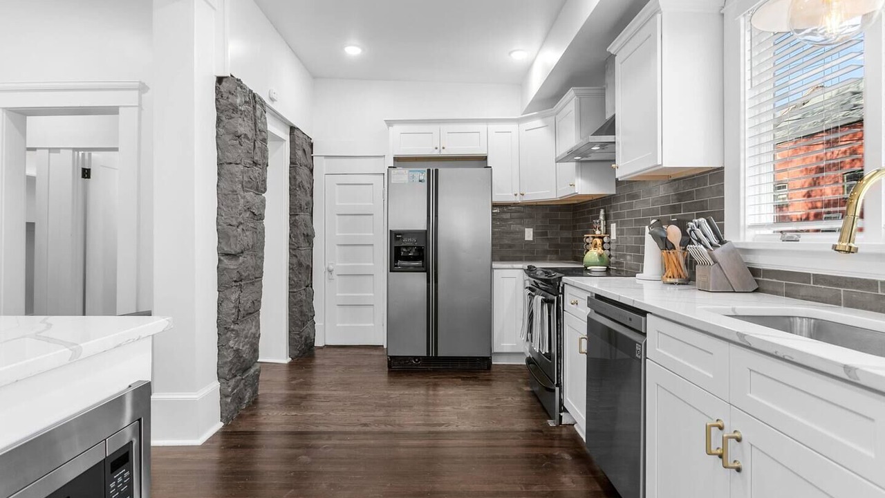 Photo of Others in Hanover Place