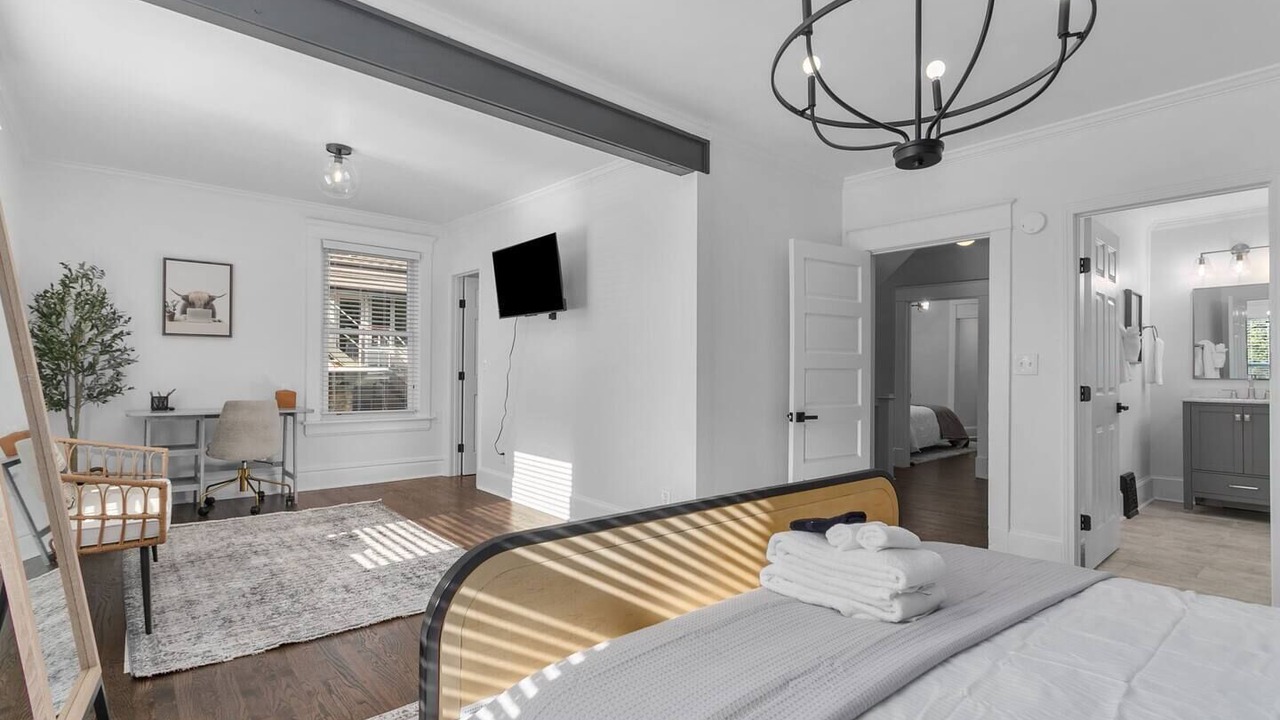 Photo of Others in Hanover Place