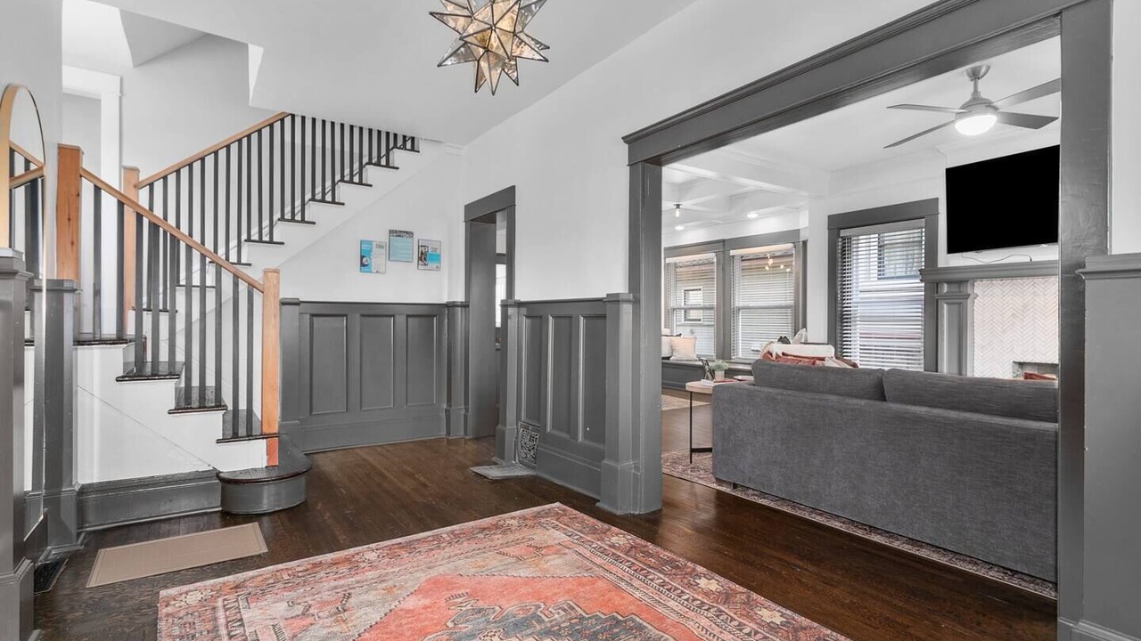 Photo of Others in Hanover Place