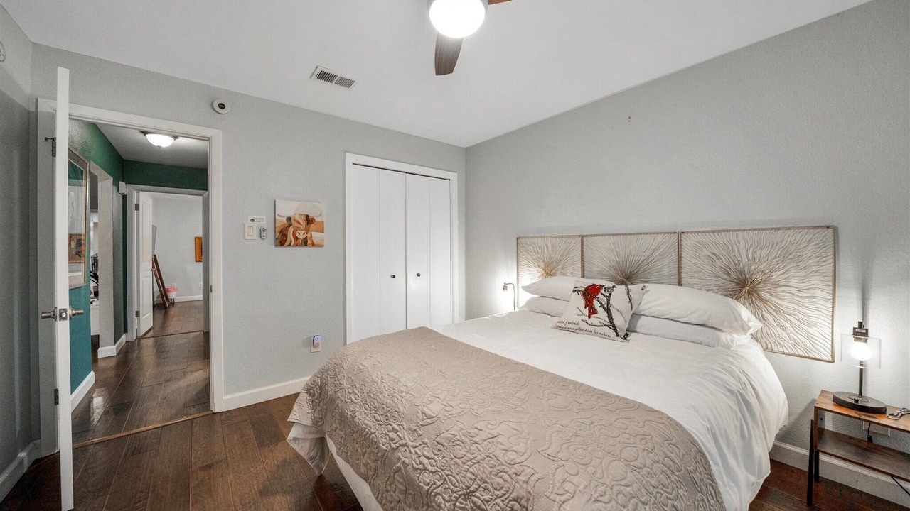 Photo of Bedroom in East Oak Hill