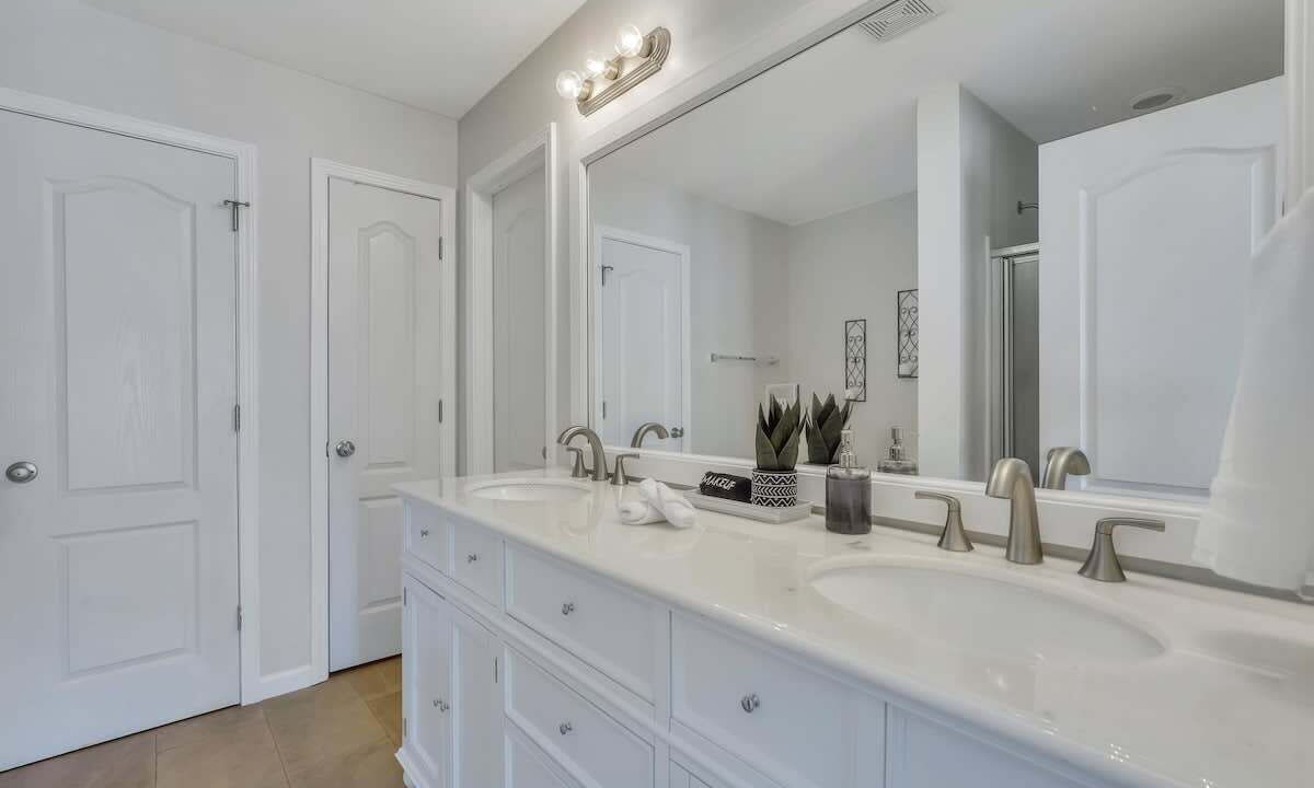 Photo of Bathroom in Port Wentworth
