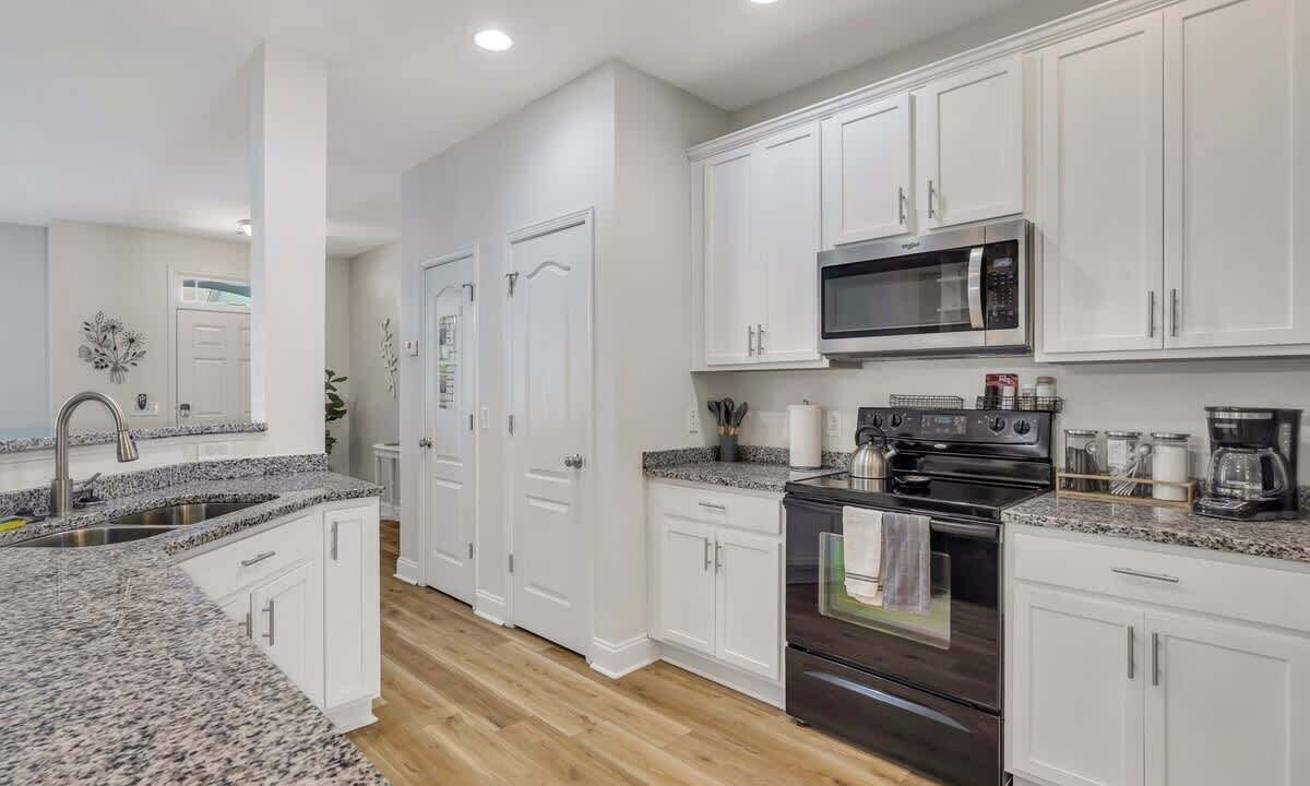 Photo of Kitchen in Port Wentworth