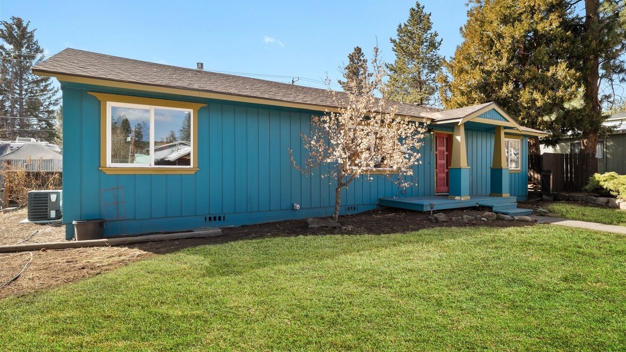 Photo of Others in River West