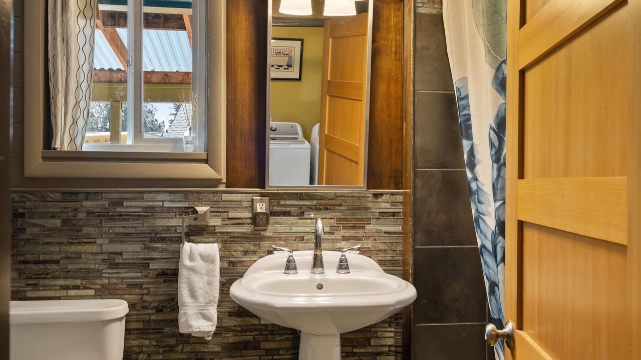 Photo of Bathroom in River West