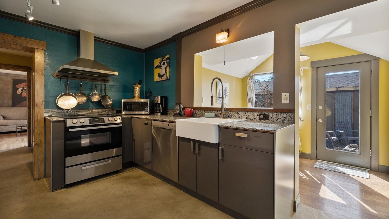 Photo of Kitchen in River West