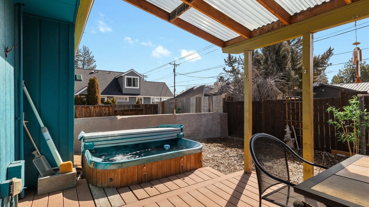 Photo of Others in River West