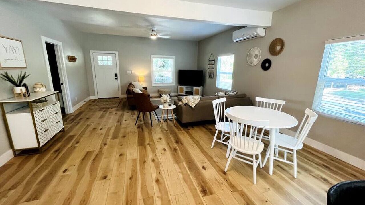Photo of Livingroom in Chico