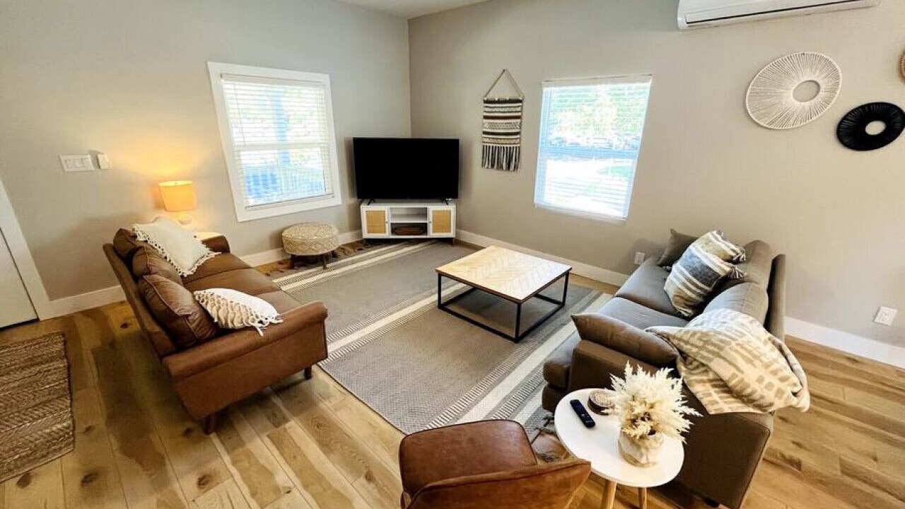 Photo of Livingroom in Chico