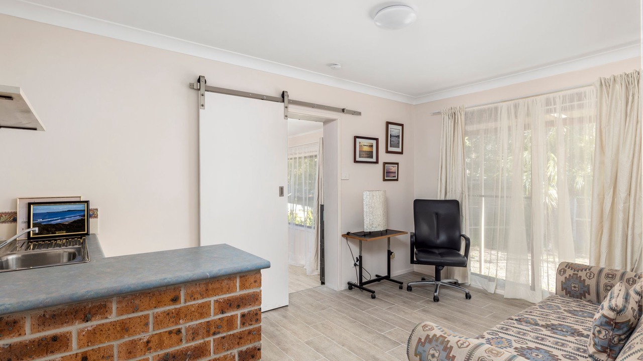 Photo of Livingroom in Anna Bay