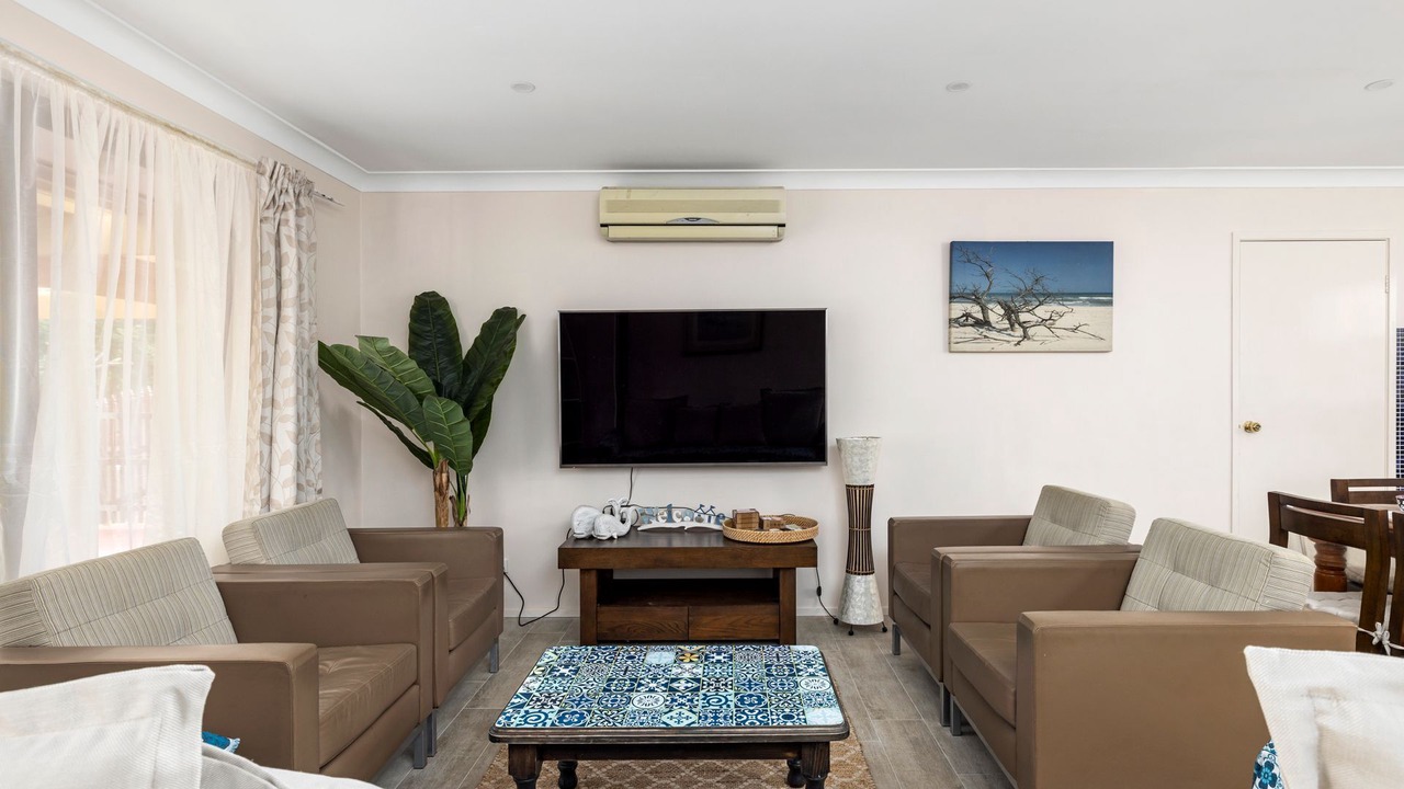 Photo of Livingroom in Anna Bay