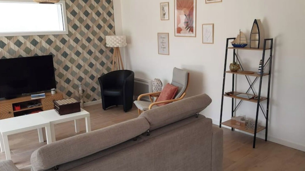 Photo of Livingroom in Hirel