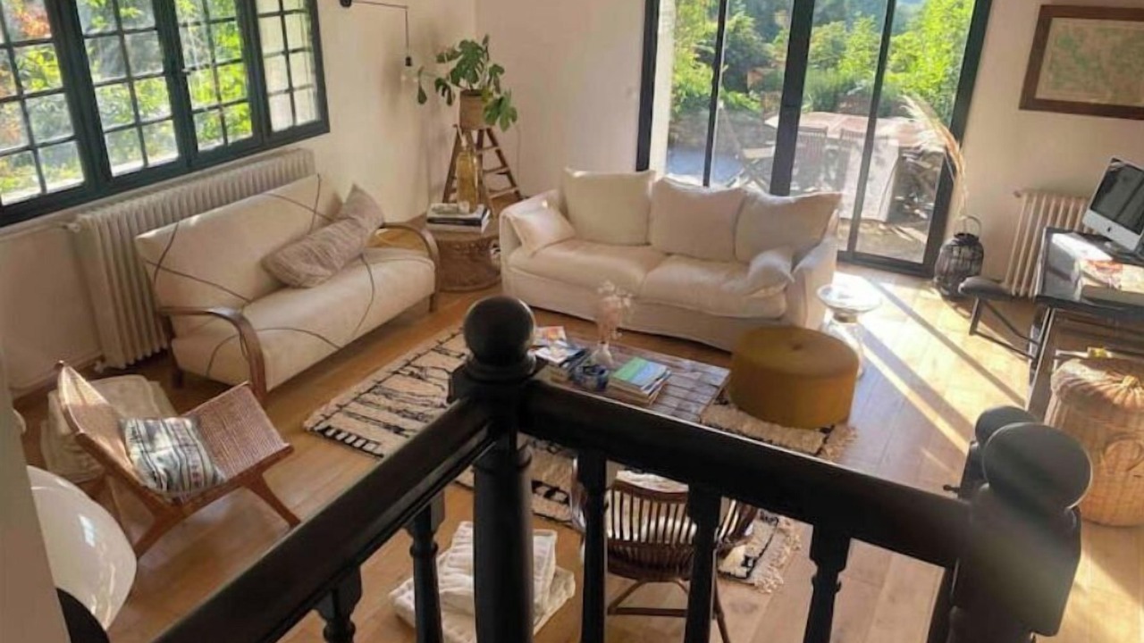 Photo of Livingroom in Saint-Pierre-de-Bailleul