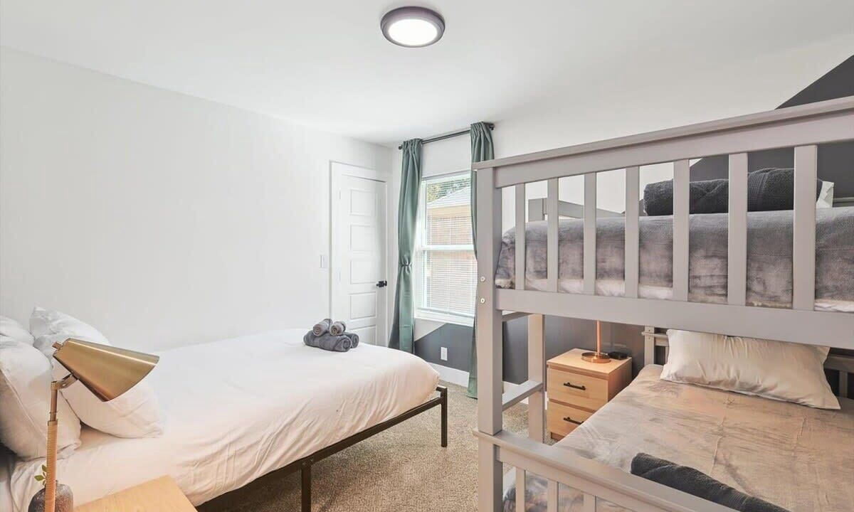 Photo of Bedroom in Waxahachie