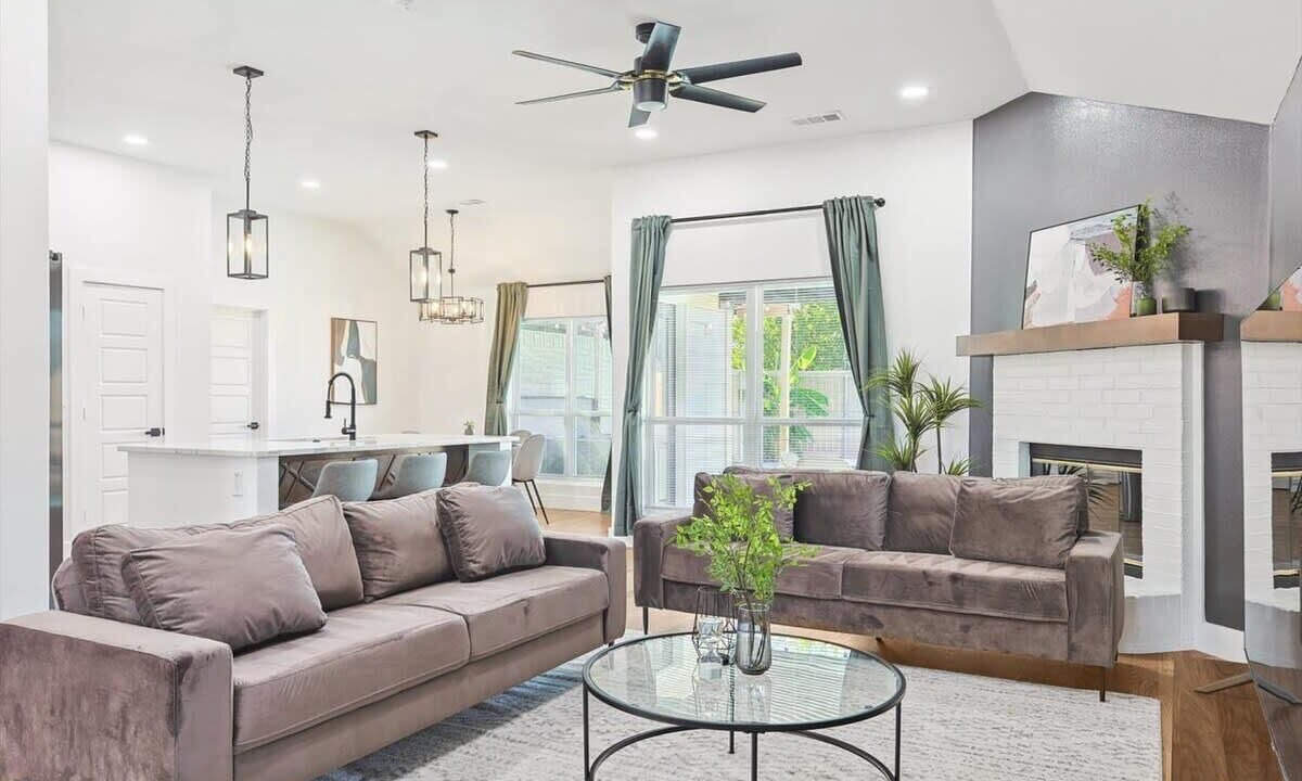 Photo of Livingroom in Waxahachie