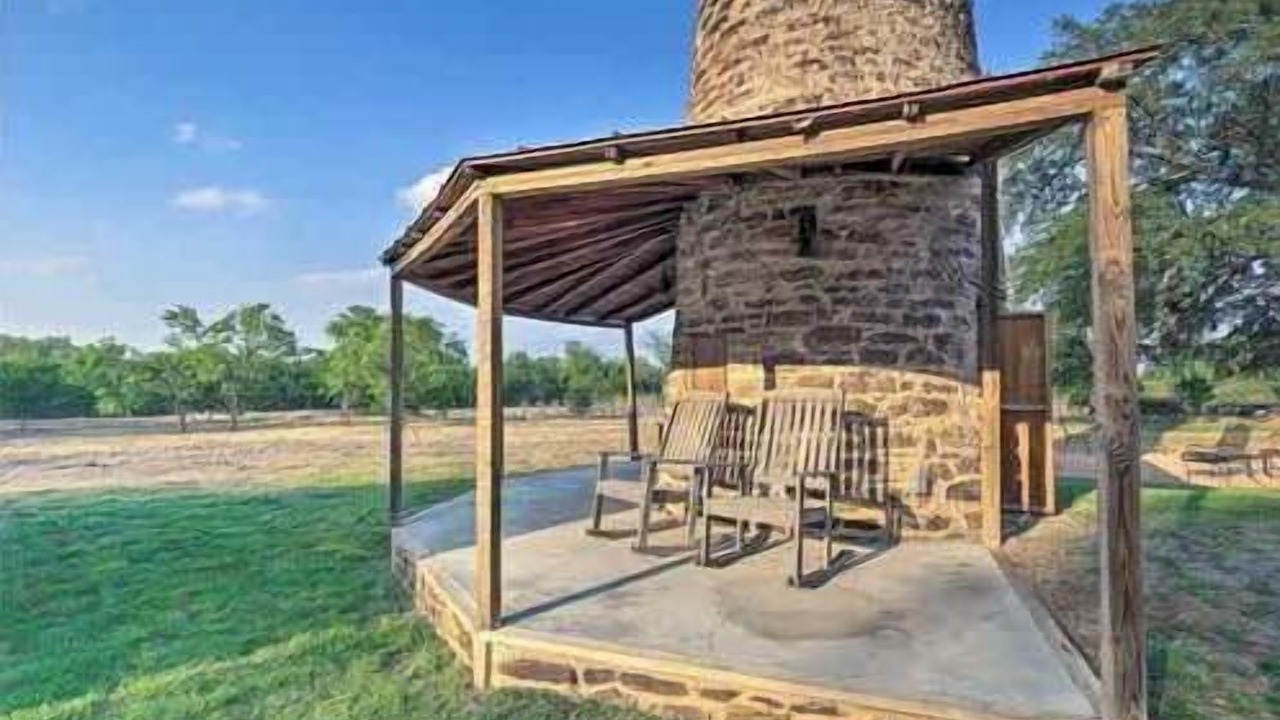 Photo of Outdoor in Mason