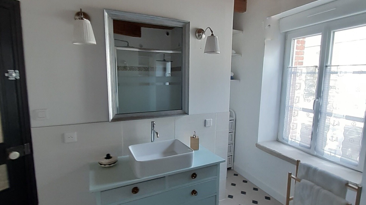 Photo of Bathroom in Guemene-Penfao