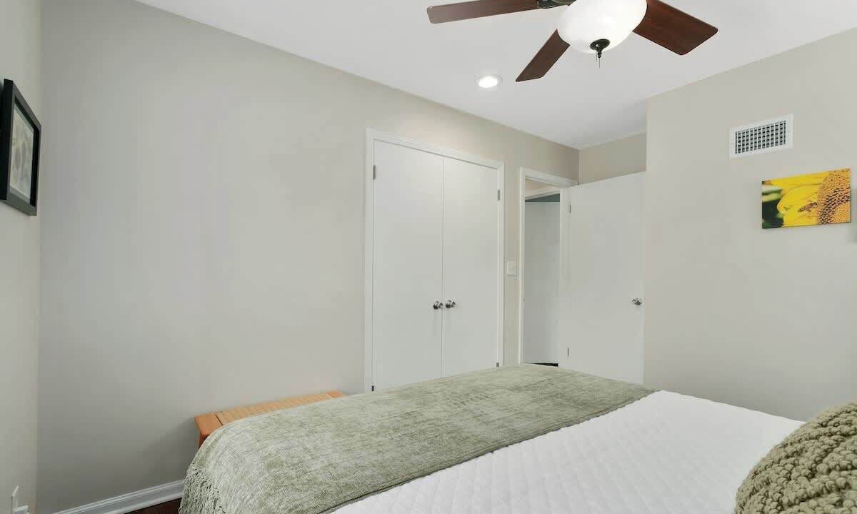 Photo of Bedroom in Nall Hills