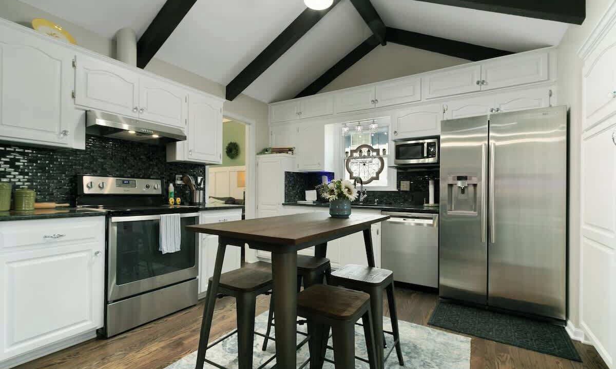 Photo of Kitchen in Nall Hills