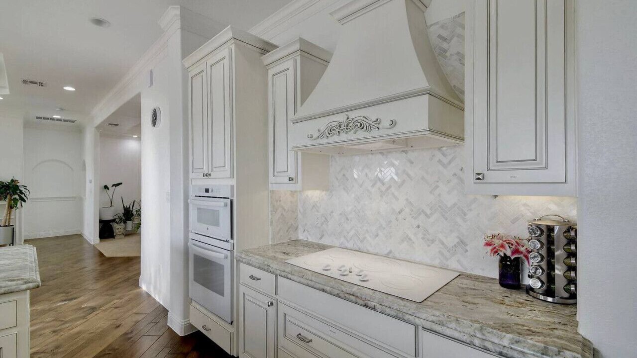 Photo of Kitchen in Brushy Bend Park