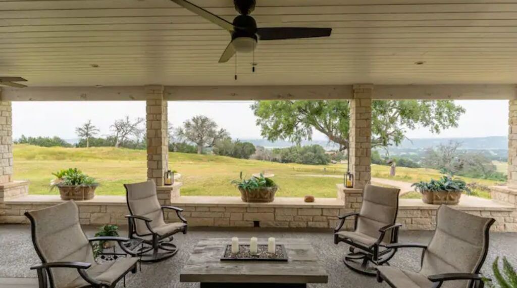 Photo of Patio Balcony in Highland Lake Estates