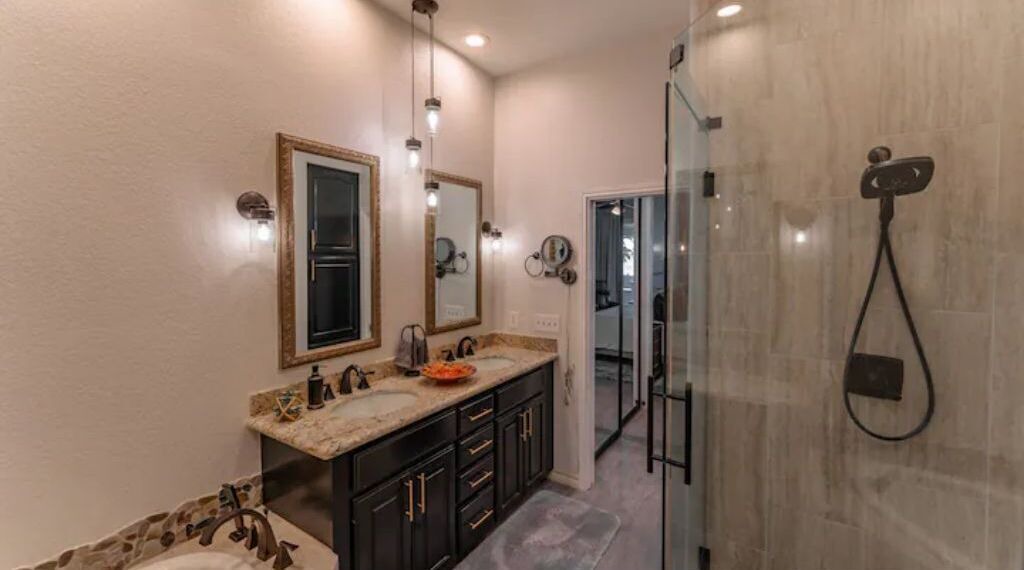 Photo of Bathroom in Highland Lake Estates