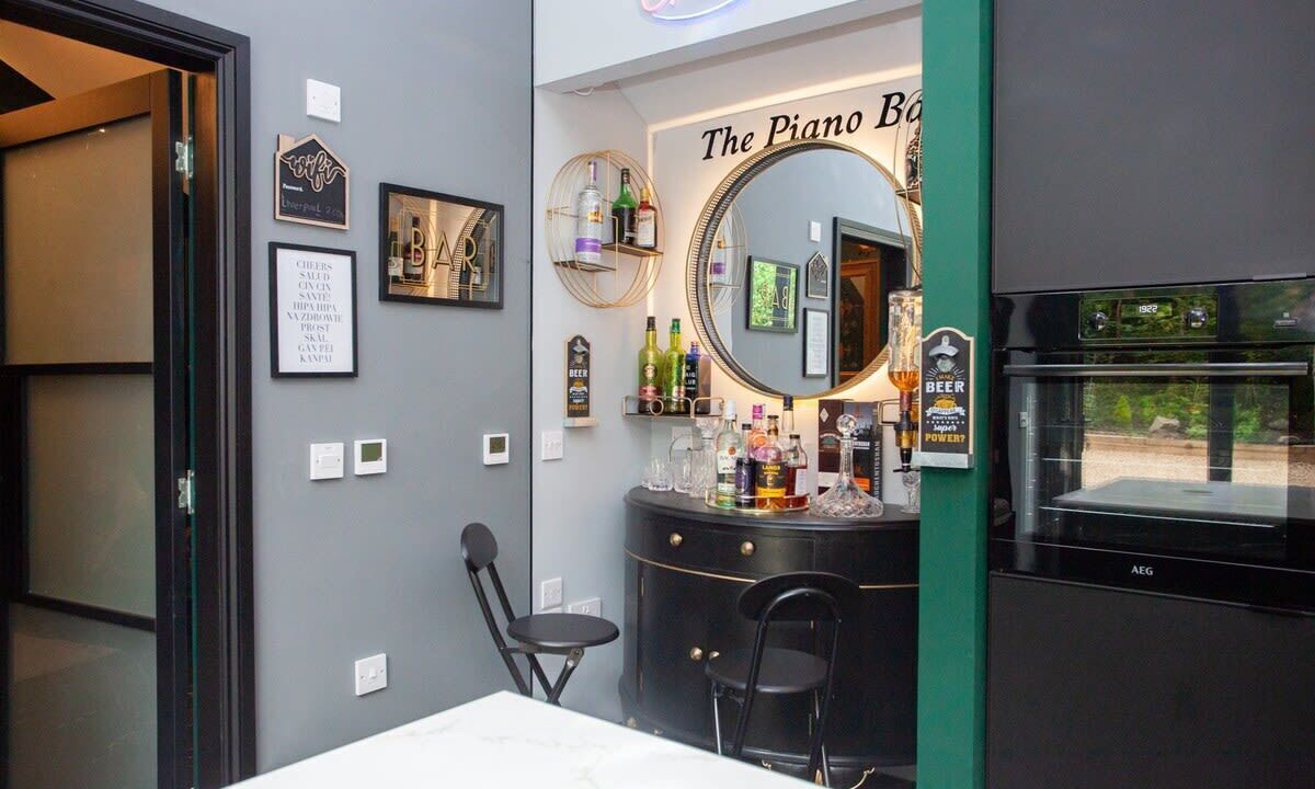 Photo of Others in Alexandria