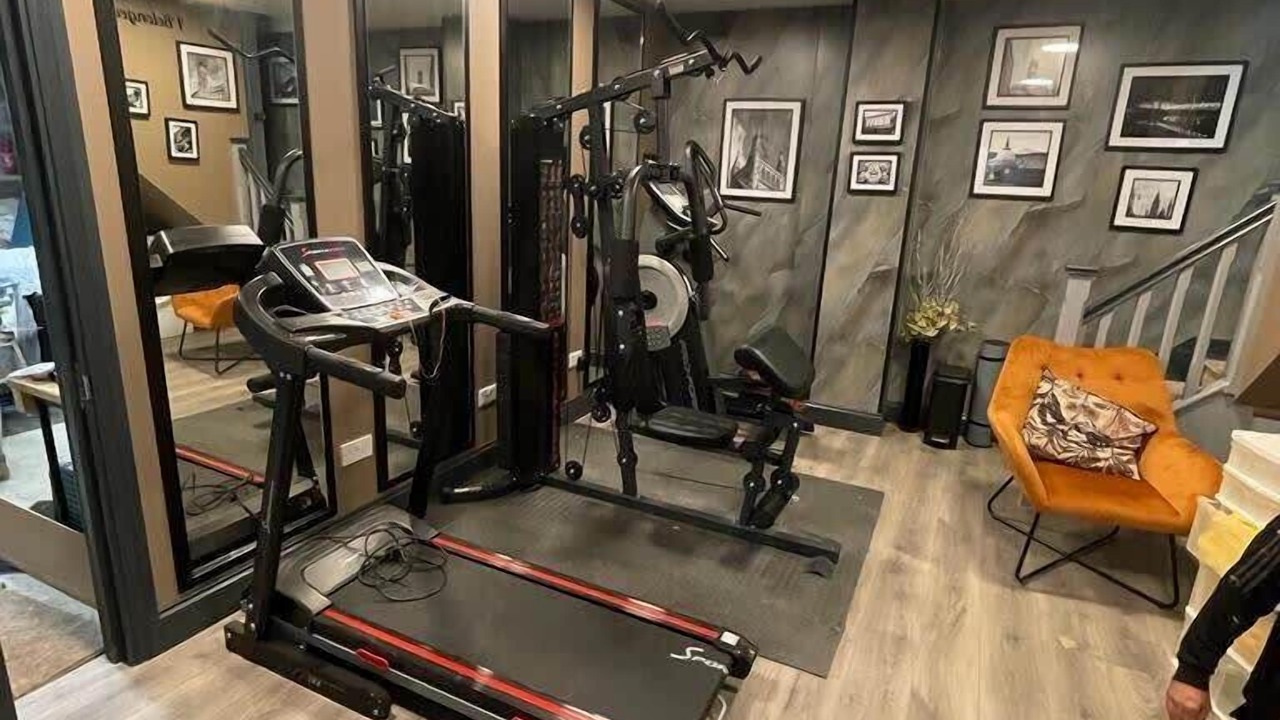 Photo of Others in Alexandria