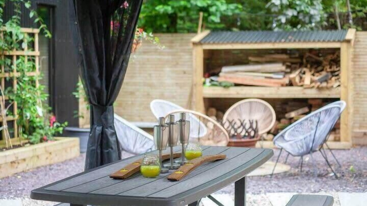 Photo of Others in Alexandria