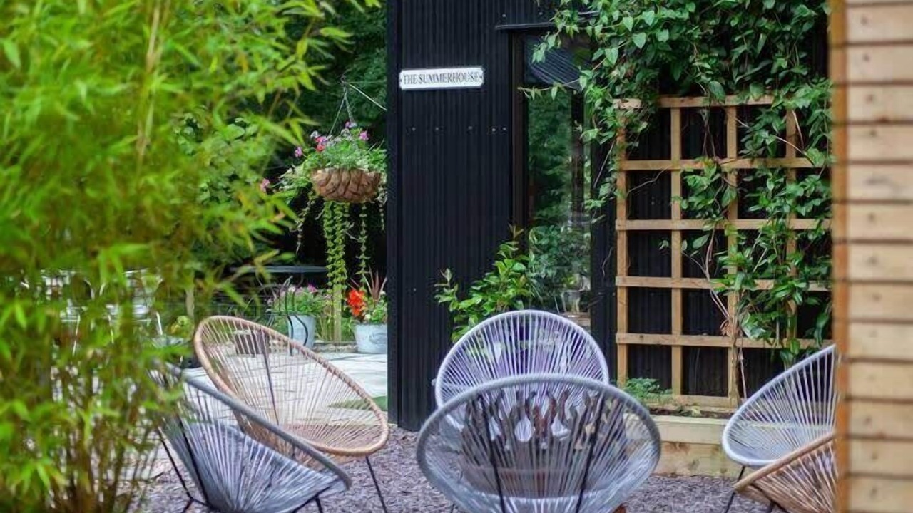 Photo of Others in Alexandria